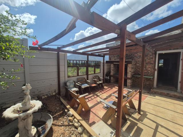 House for sale in Ashton, Western Cape