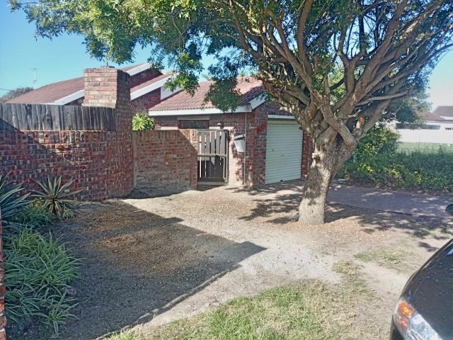 House for sale in Cape St Francis, Eastern Cape