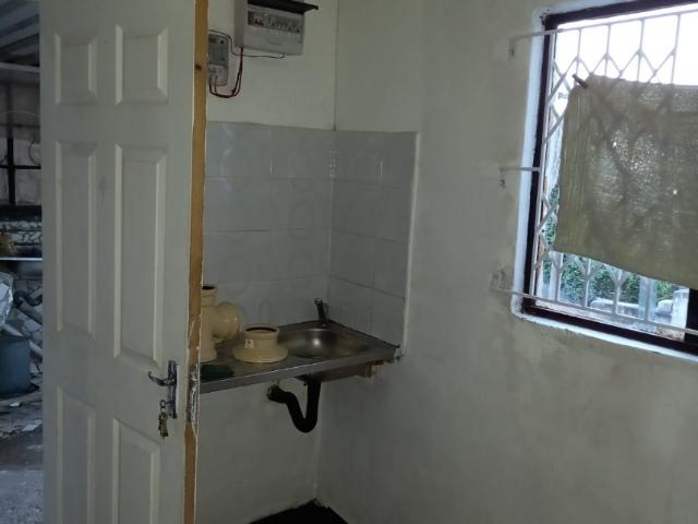 House for sale in Chatsworth, Kwazulu-natal