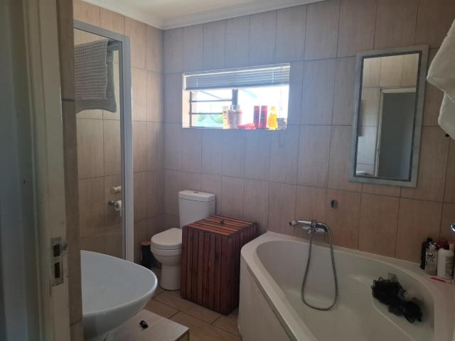 House for sale in Panorama, Western Cape