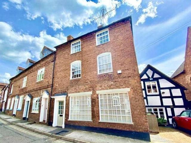 House for sale in Rushock, Worcestershire
