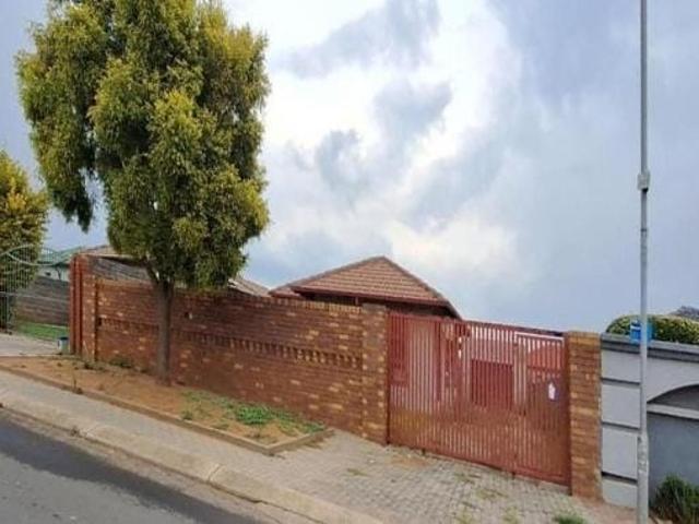 House for sale in Ekurhuleni, Gauteng