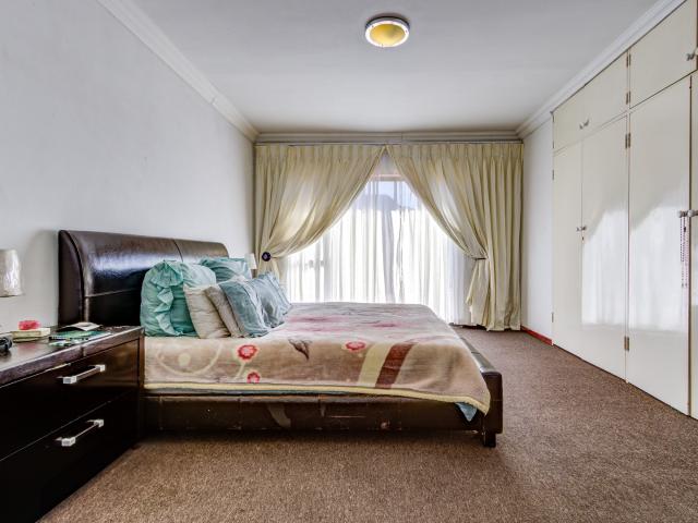 House for sale in Kempton Park
