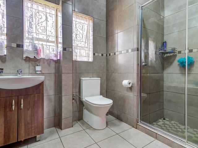 House for sale in Houtkapper Park, City of Ekurhuleni Metropolitan Municipality