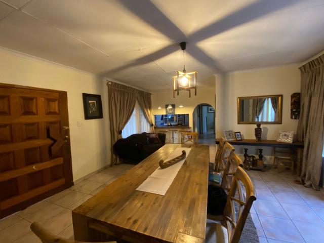 House for sale in Birchleigh North, Ekurhuleni