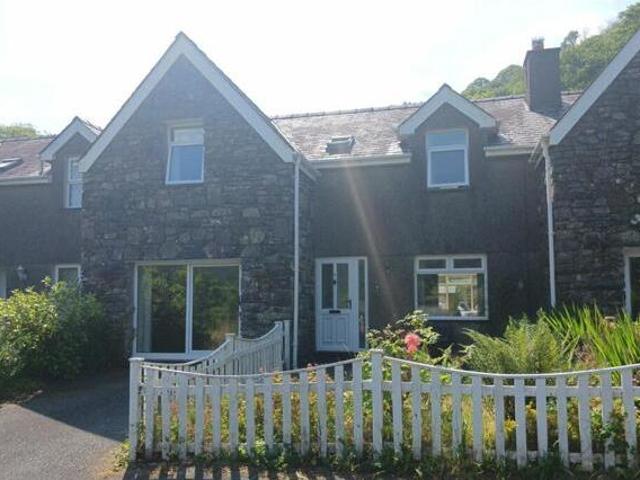 House for sale in Blaenau Ffestiniog, Gwynedd