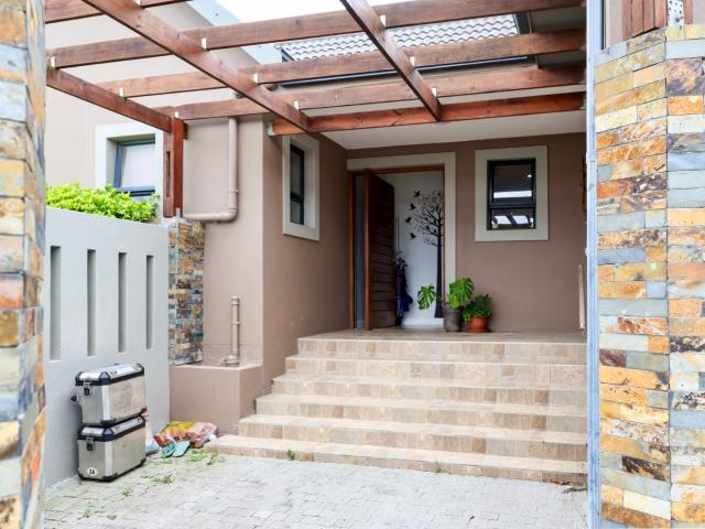 House for sale in Groot Brak Rivier, Western Cape