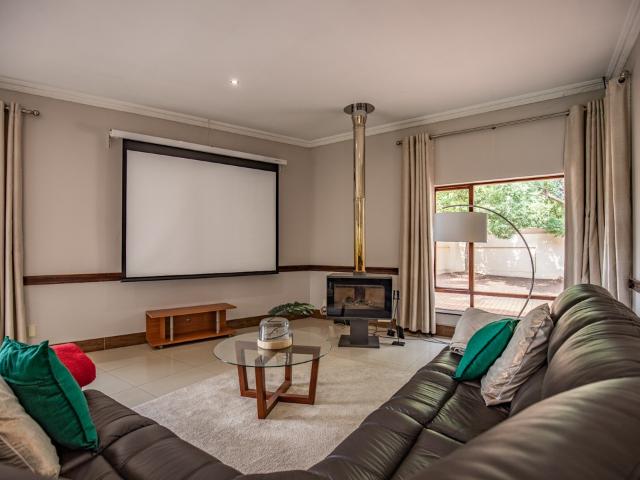 House for sale in Olievenhoutbos, Gauteng