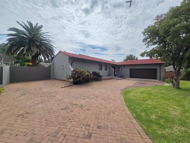House for sale in Brackenhurst, Ekurhuleni