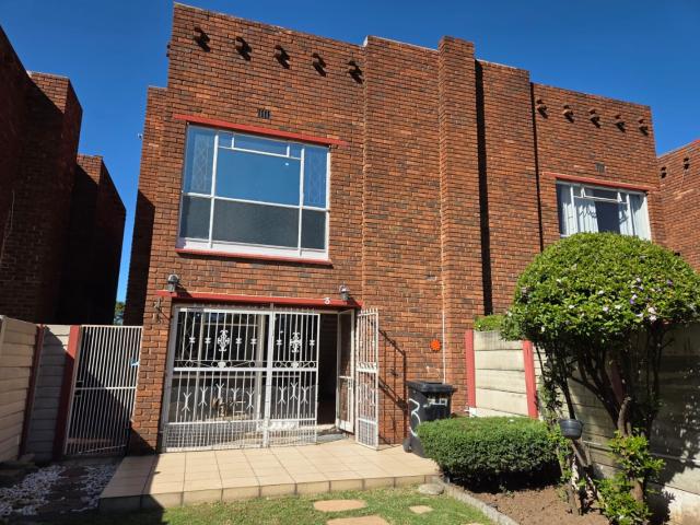 House for sale in Brackenhurst, Ekurhuleni
