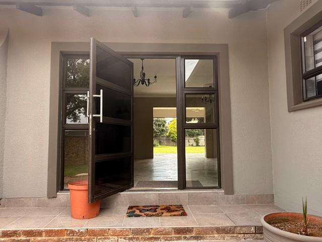House for sale in Brackenhurst, Ekurhuleni