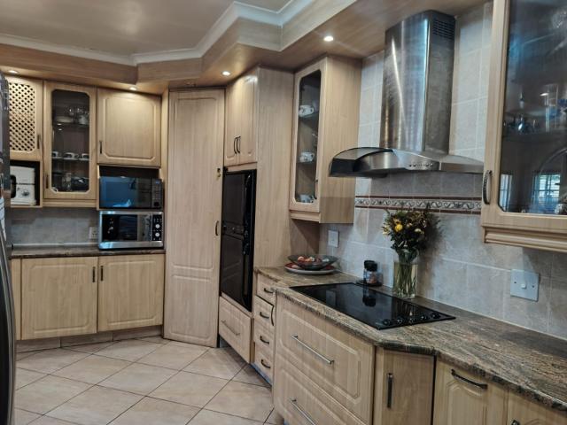 House for sale in Brackenhurst, Ekurhuleni