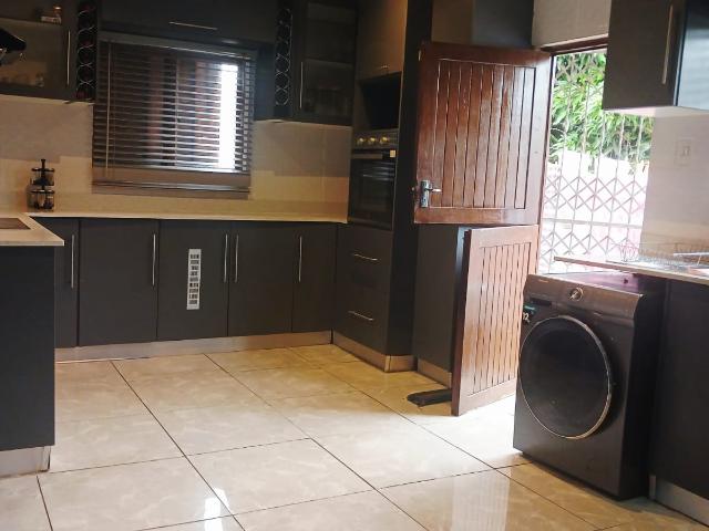 House for sale in Phoenix, Kwazulu-natal