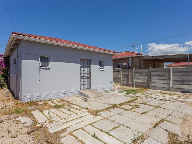 House for sale in Cape Town, Western Cape
