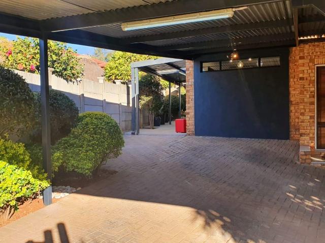 House for sale in Tlhabane, North West