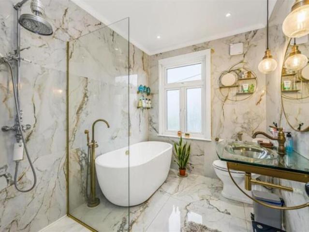 House for sale in Walthamstow, Greater London