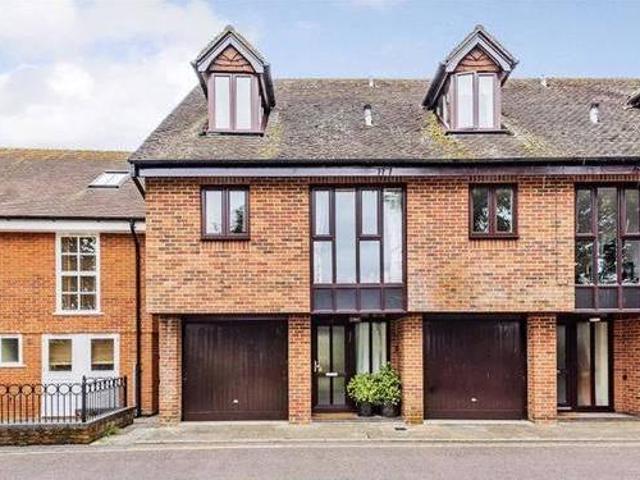 House for sale in Hampshire, England