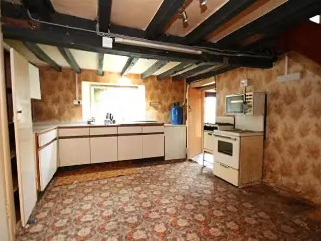 House for sale in Upcott House for sale in Upcott
