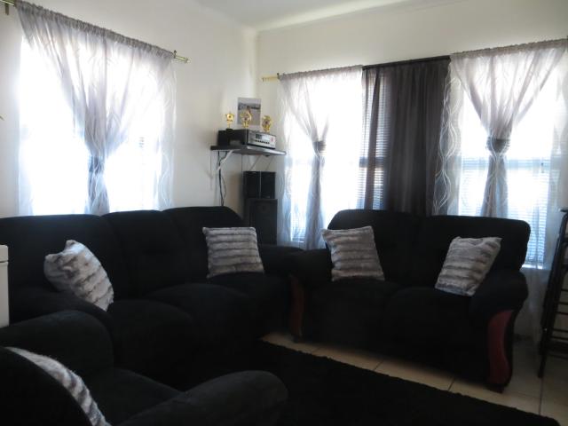 House for sale in Mitchells Plain, Western Cape