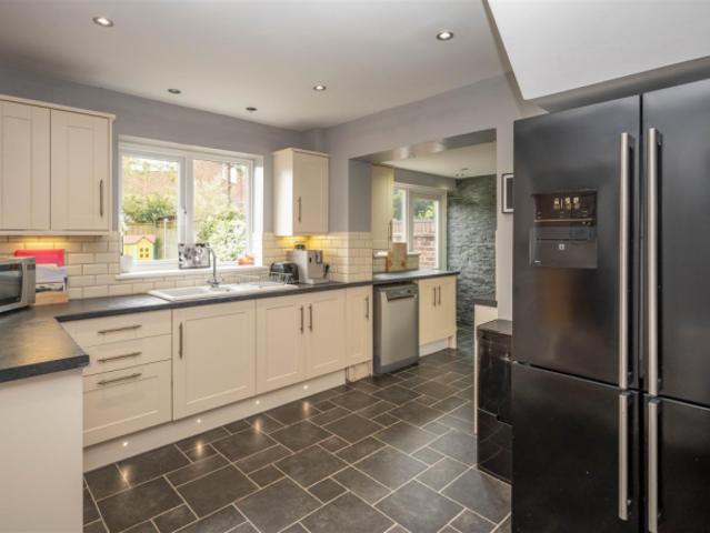 House for sale in Navestock Side, Essex