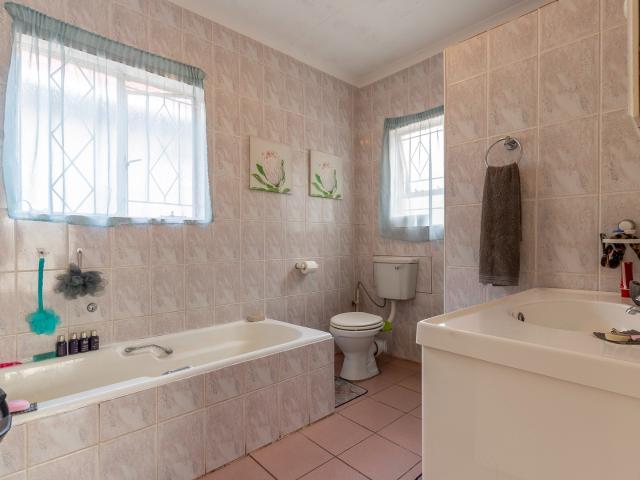 House for sale in Nooitgedacht, Gauteng