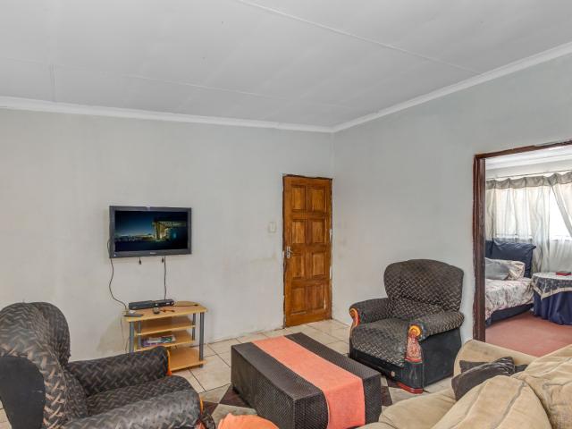 House for sale in Nooitgedacht, Gauteng