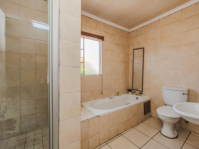 House for sale in Nooitgedacht, Gauteng