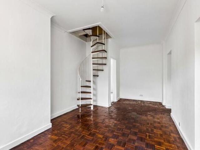 House for sale in Milngavie, Scotland