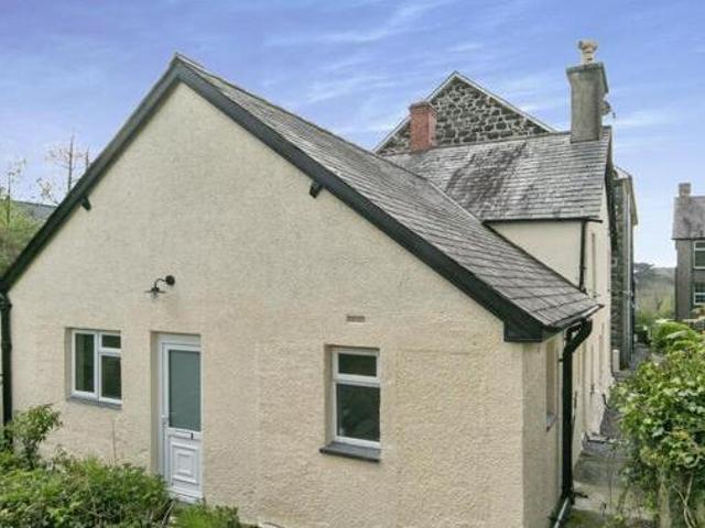 House for sale in Criccieth