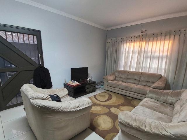 House for sale in Vosloorus, Gauteng