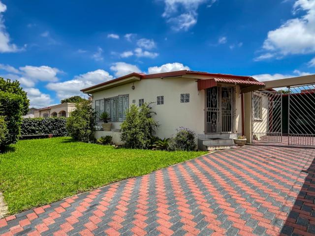 House for sale in Vosloorus, Gauteng