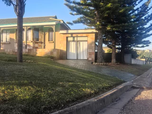House for sale in Groot Brak Rivier, Western Cape