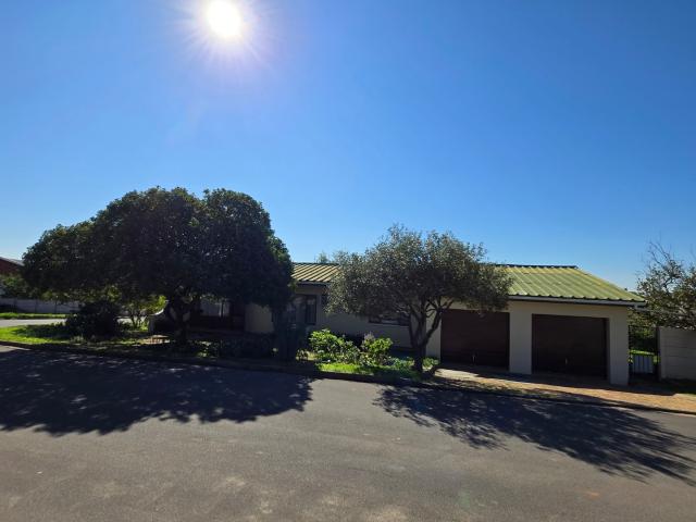 House for sale in West Coast, Riebeeck Valley