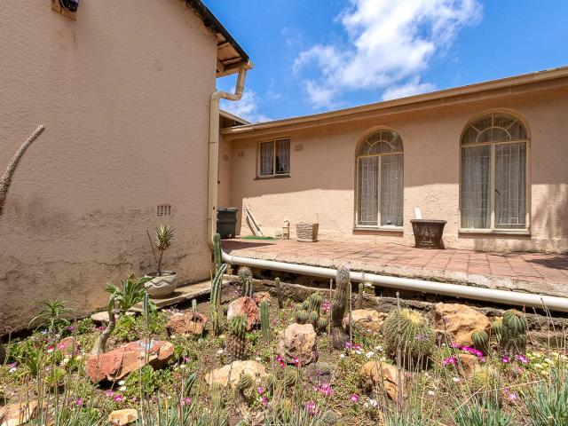 House for sale in Vosloorus, Gauteng