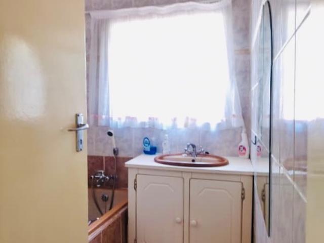 House for sale in Vosloorus, Gauteng