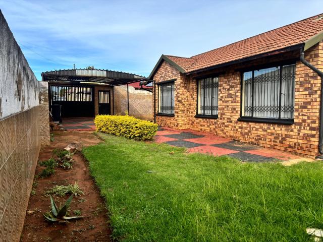 House for sale in Soweto, Gauteng
