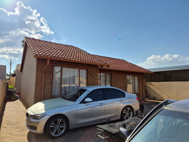 House for sale in Doornkop, Soweto