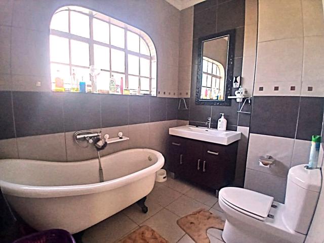 House for sale in Dr Kenneth Kaunda, North West