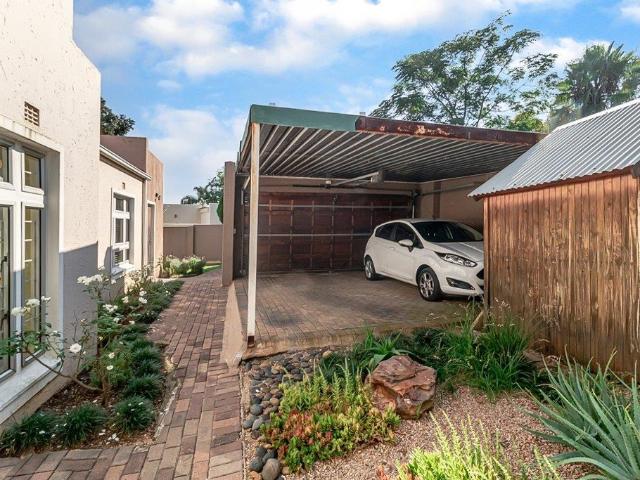 House for sale in Douglasdale, Randburg