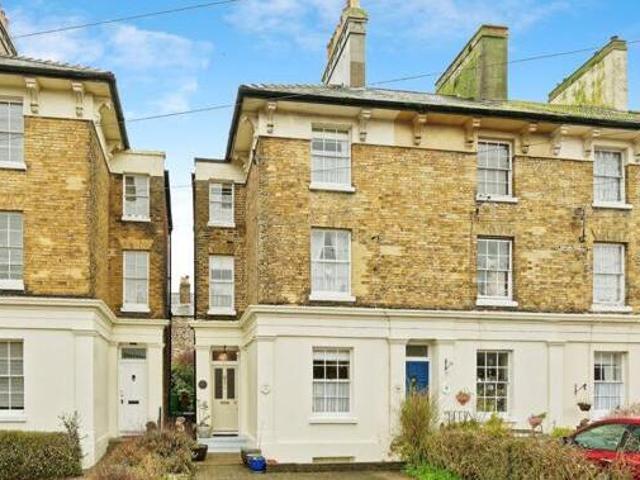 House for sale in Clarendon, Dover
