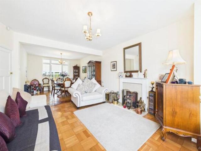 House for sale in Worcester, Worcestershire