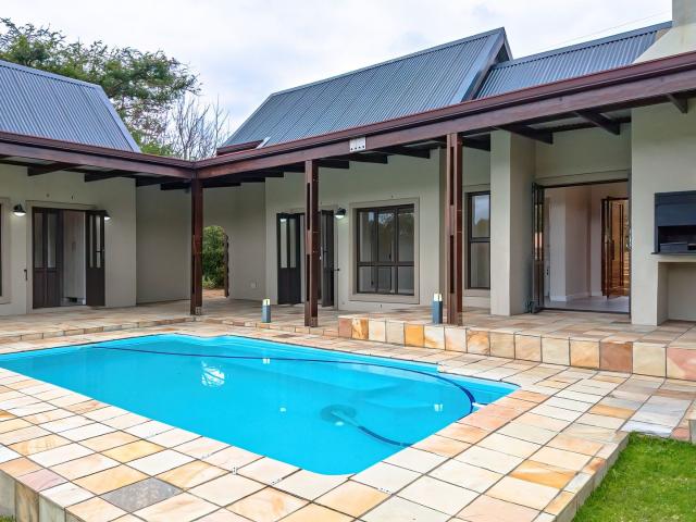 House for sale in Groot Brak Rivier, Western Cape