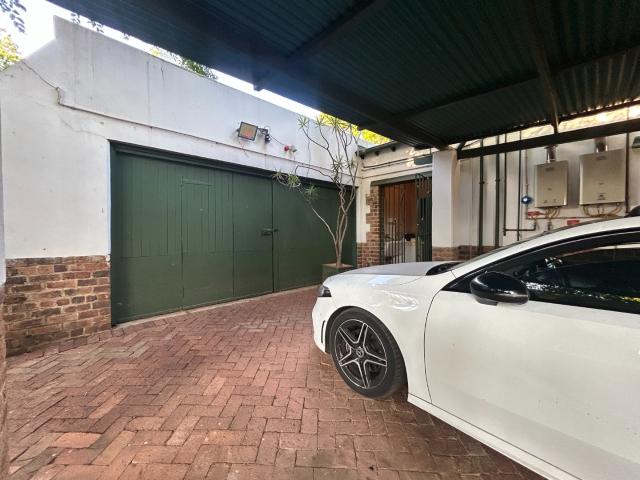 House for sale in Waterkloof, Gauteng