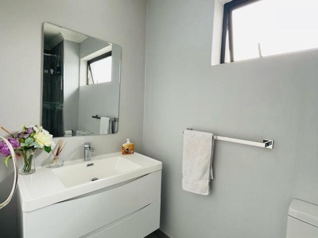 House for sale in Edenvale