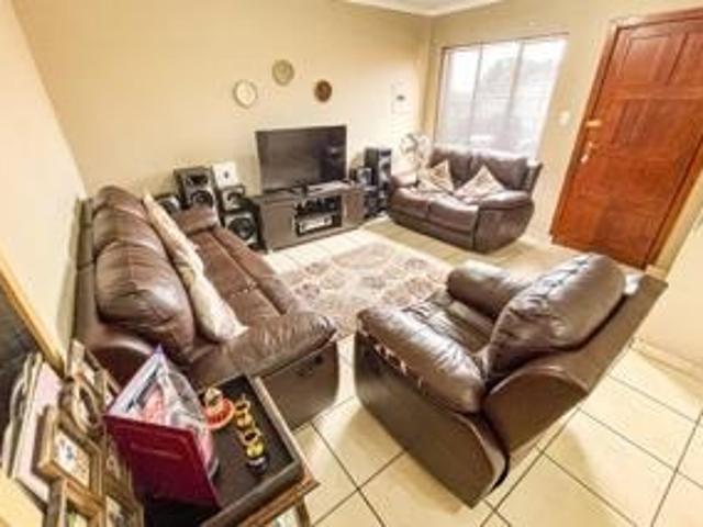 House for sale in Vosloorus, Gauteng