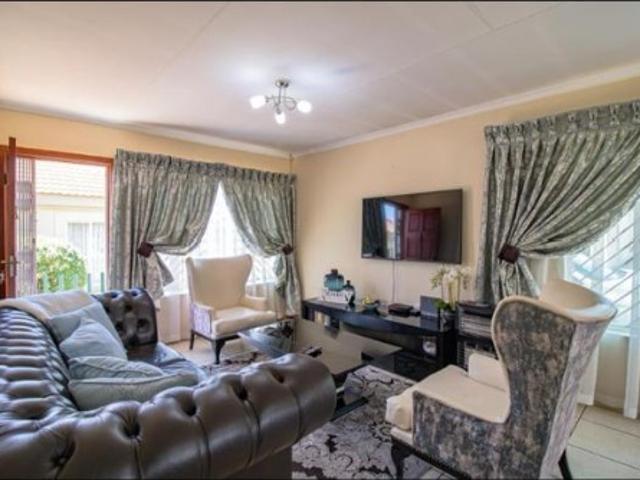 House for sale in Vosloorus, Gauteng