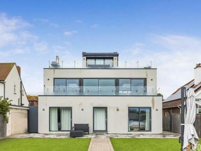 House for sale in Bognor Regis, Arun