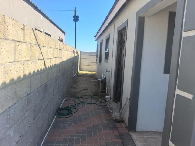 House for sale in Blue Downs, Western Cape