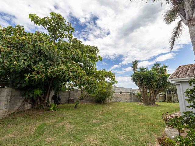 House for sale in Bushmans River Mouth, Eastern Cape