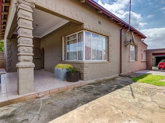 House for sale in Vosloorus, Gauteng